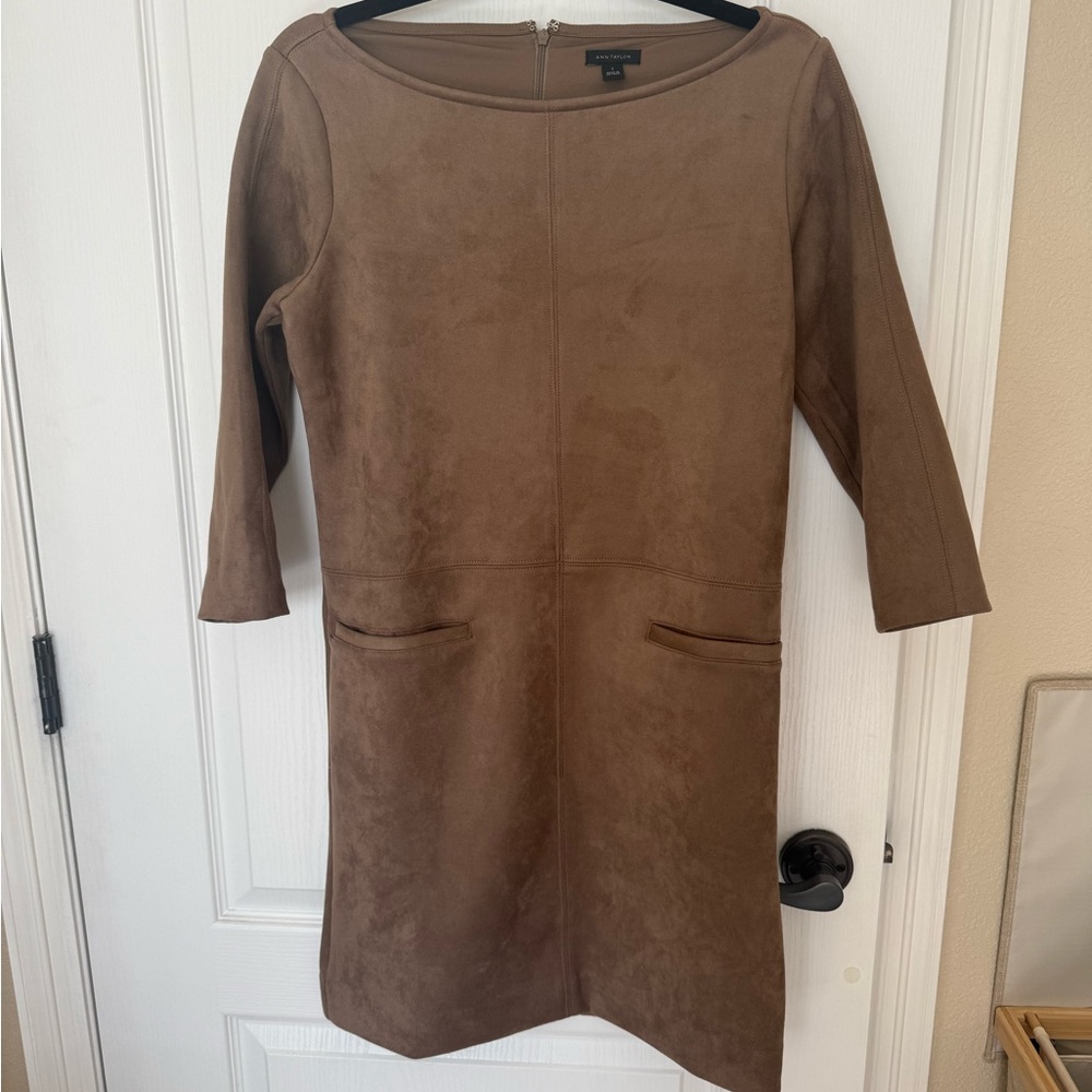 Ann Taylor Brown Long Sleeve Dress